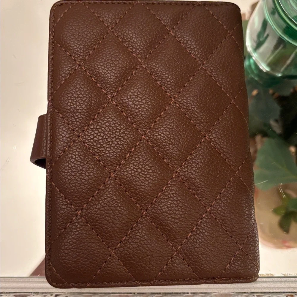 Chanel VIP Passport Wallet - Picture 5 of 5